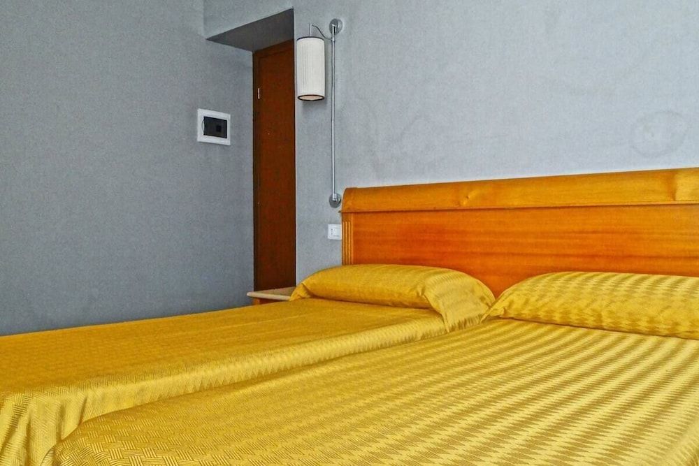 undefined Residenza dei Quiriti 4