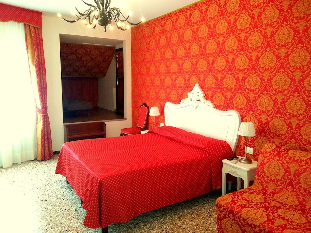 Casa Dolce Superior Room 2