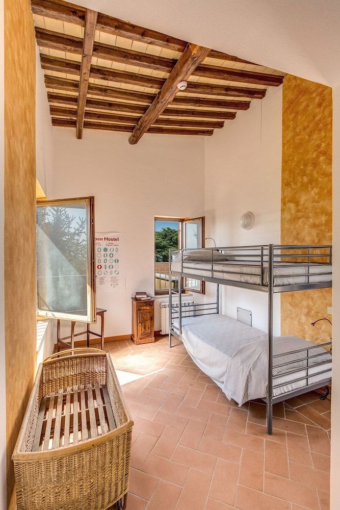 ecOstello Magliano Sabina Quadruple Room, Private Bathroom, Valley View