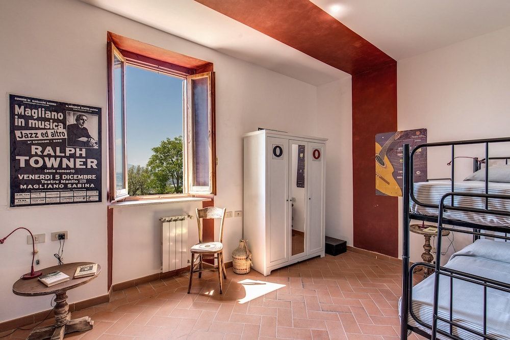 ecOstello Magliano Sabina Shared Dormitory, Multiple Beds, Private Bathroom, Valley View 9