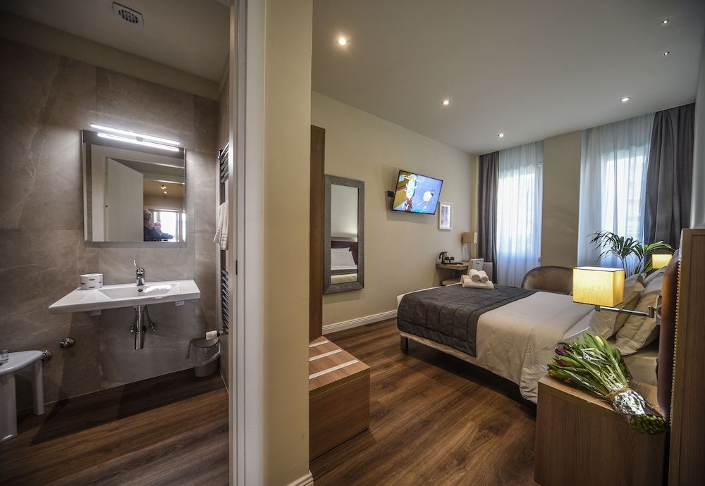 undefined Hotel Zara Milano 8