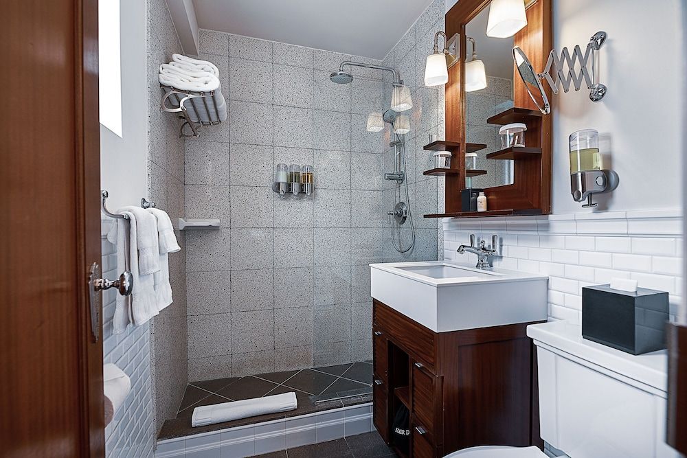 National Hotel, An Adult Only Oceanfront Resort Classic Room, 1 Bed, Limited View, Low Floor 5