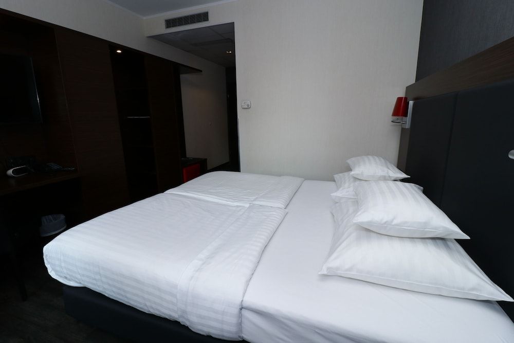 Comfort Room, 1 Twin Bed