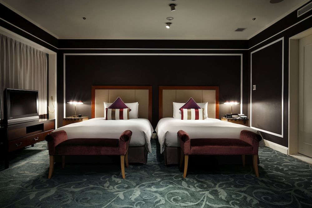 Junior Suite Twin Room, Club Lounge Access, 91 sqm, 2 Double Beds, Non Smoking