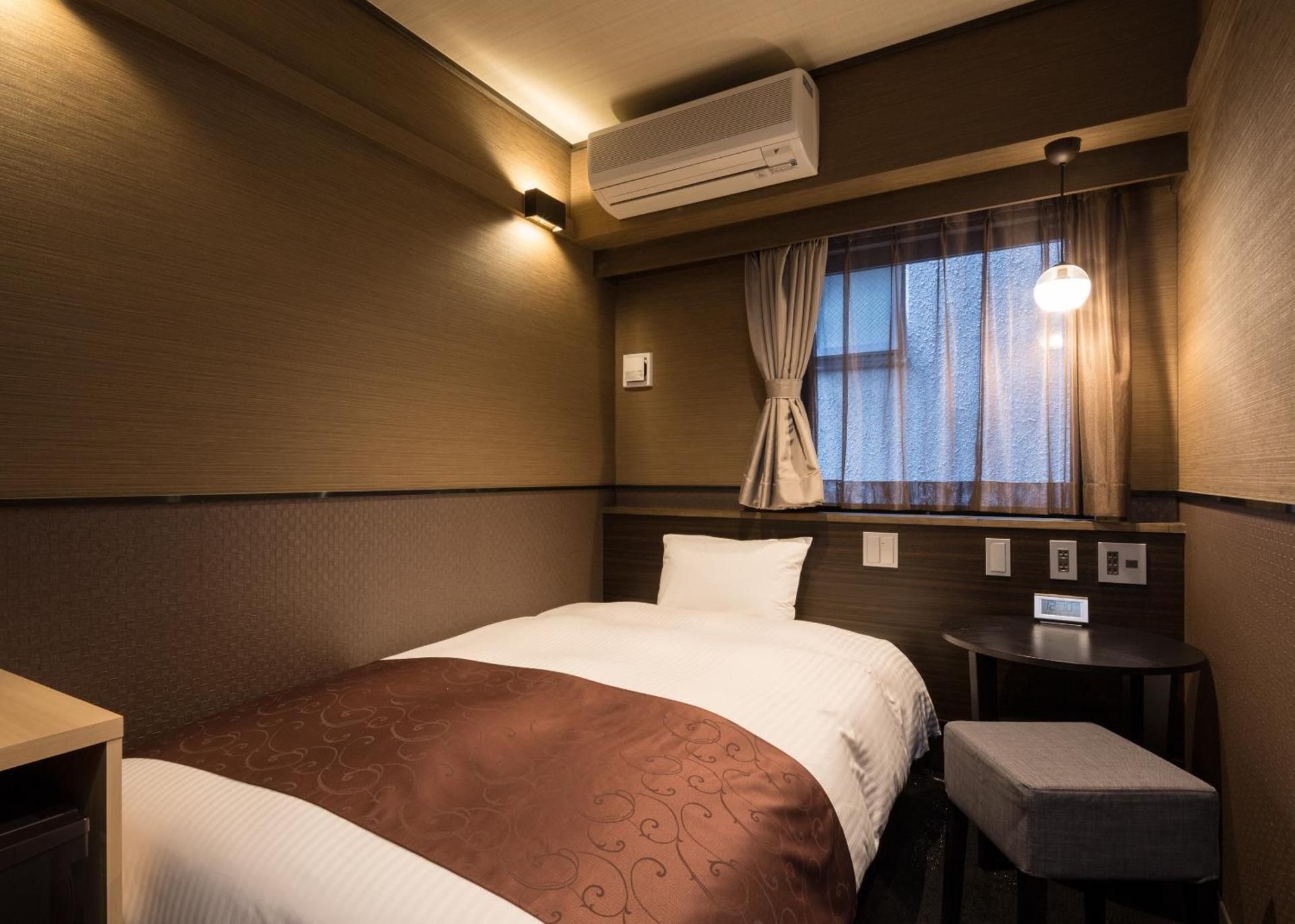 Single Room with Bathroom