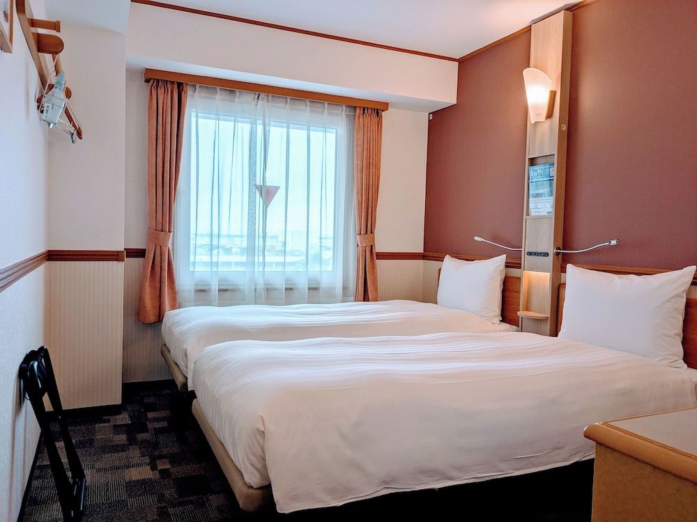 Economy Twin Room, Smoking