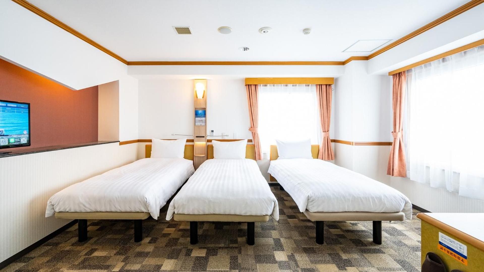 Triple Room - Smoking