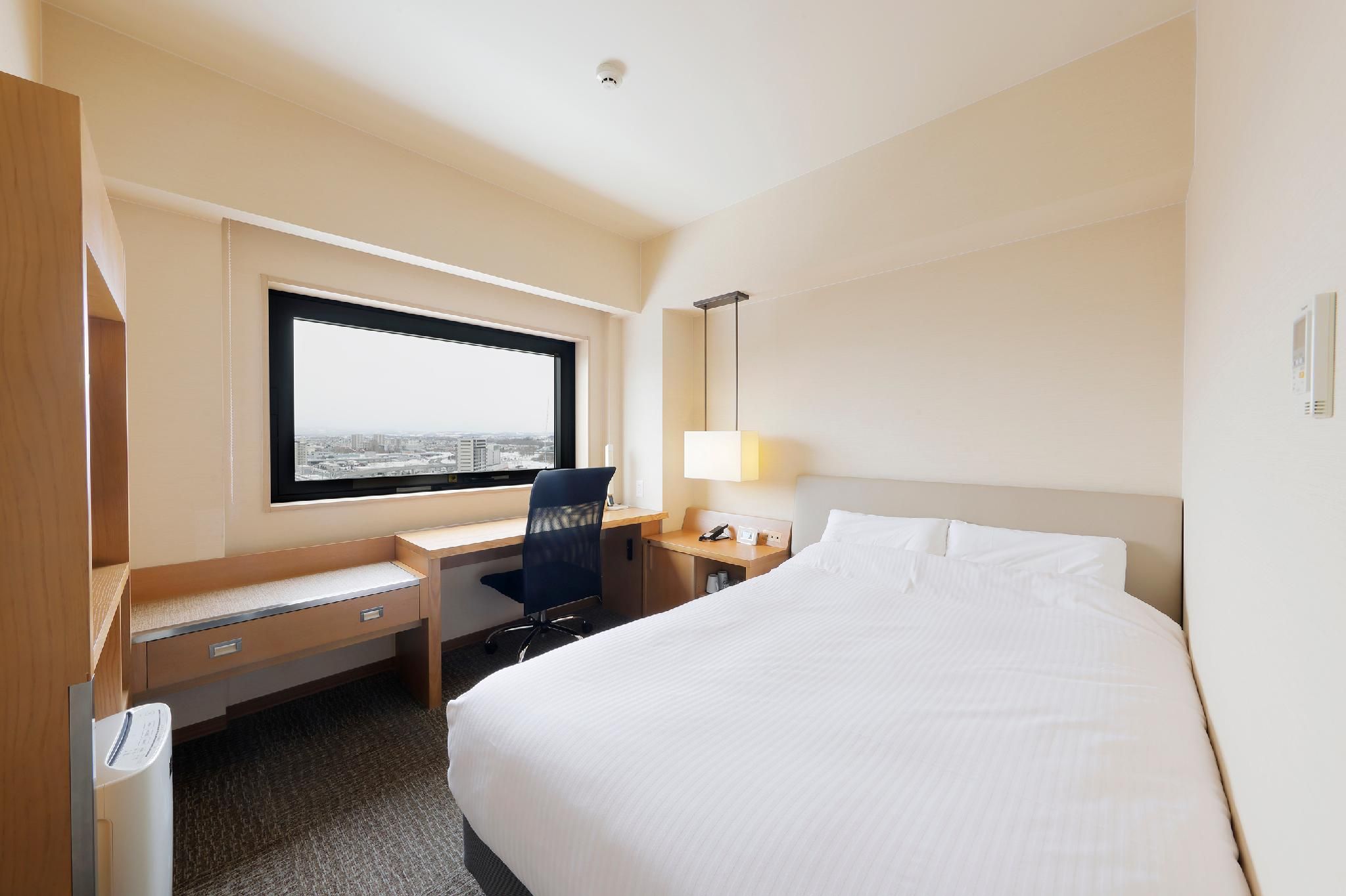 Small Double Room - Non Smoking