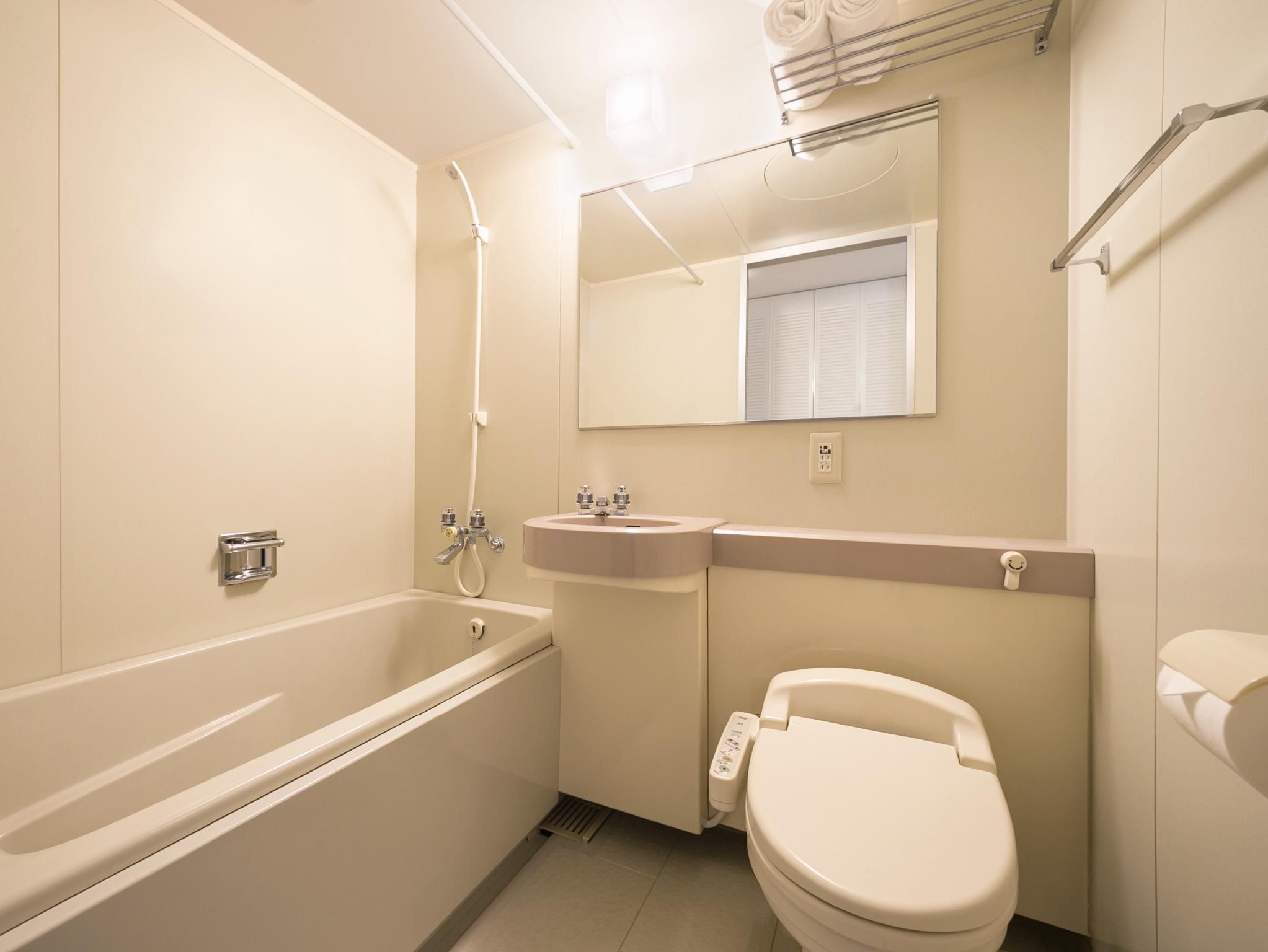 Classic Room with 2 single beds, Ocean/Sea view