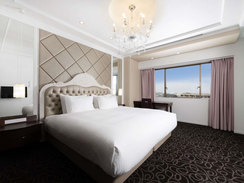 Standard Suite, 1 King Bed