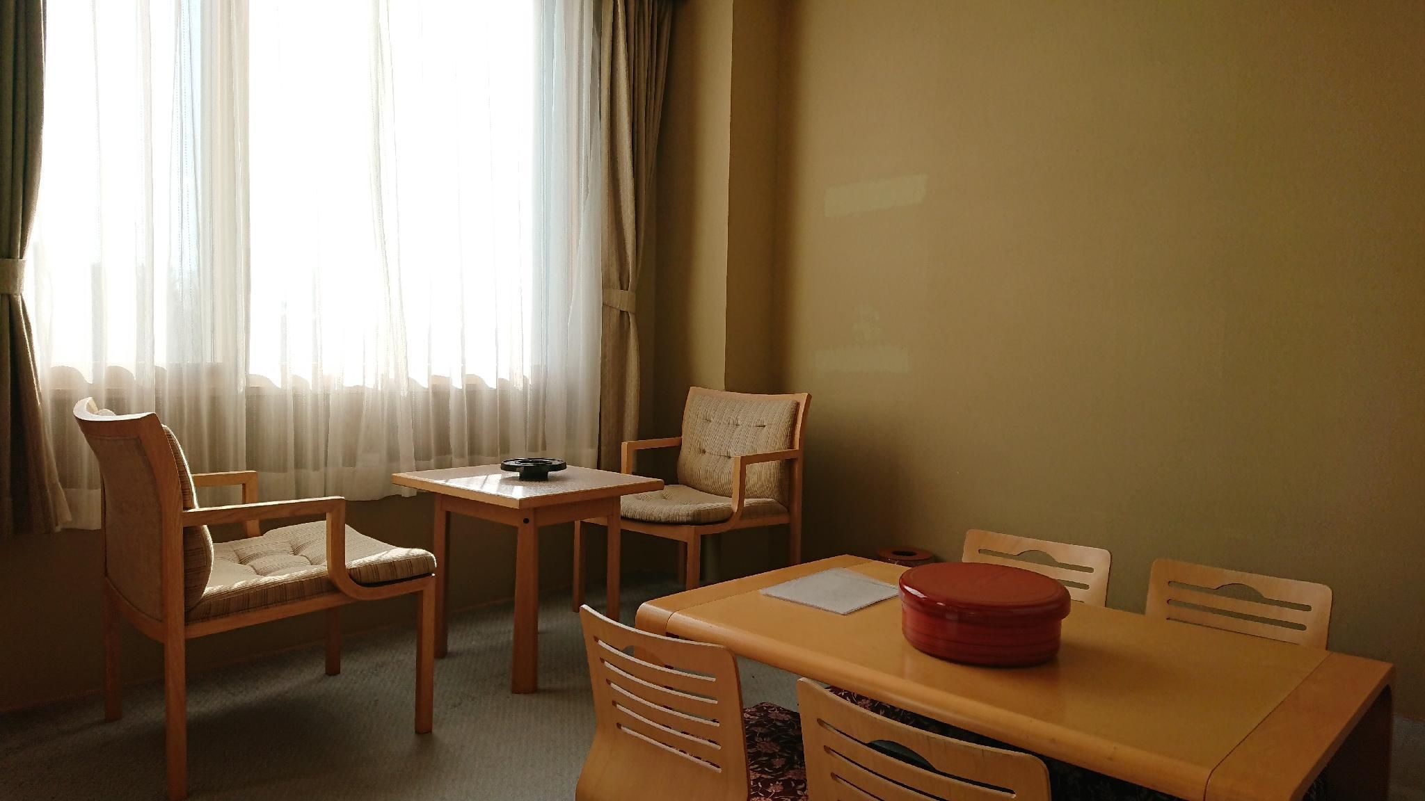 Japanese Style Room with 8 Tatami