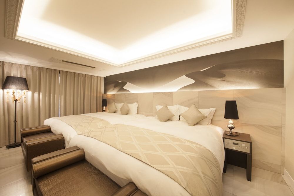 The Centurion Hotel Classic Akasaka The Akasaka Suite Room - Non Smoking (2 King Beds) 2