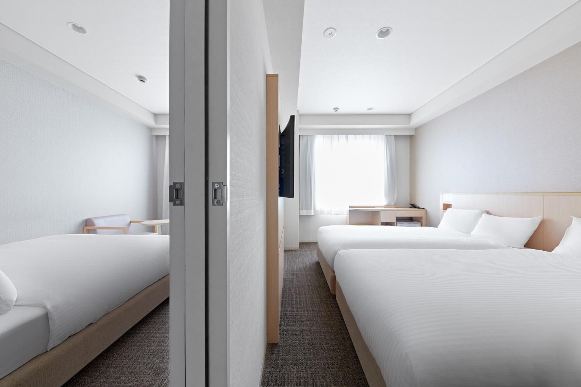 Connecting Room - Non-Smoking