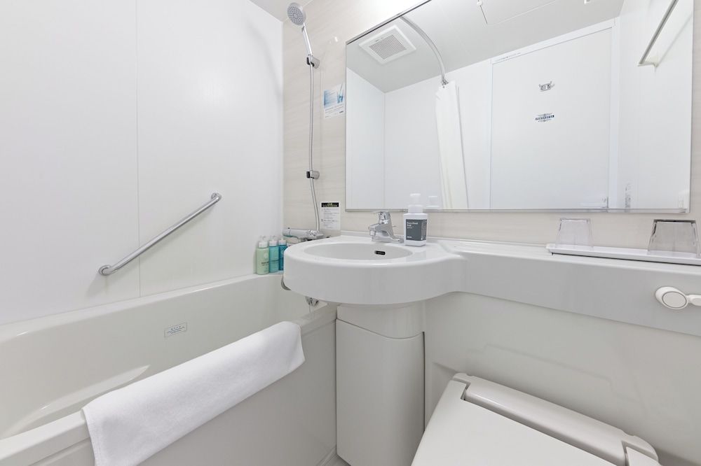 Sotetsu Fresa Inn Kyoto Shijokarasuma Triple Room, Non Smoking 4