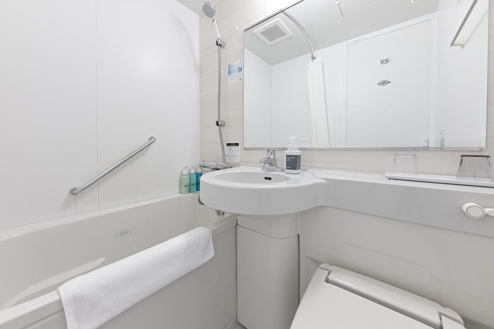 undefined Sotetsu Fresa Inn Kyoto Shijokarasuma 8