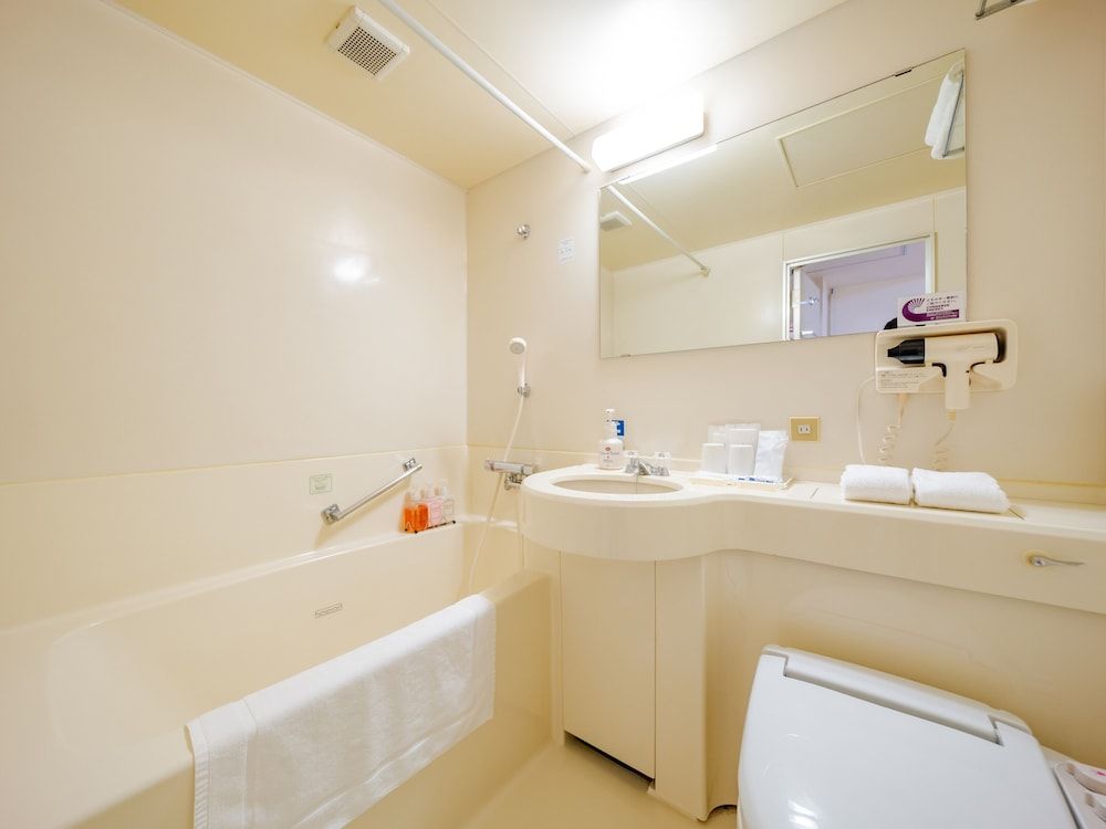 Hotel Grand Terrace Obihiro Large Twin Room with 2 Single and 1 Extra Bed, Non Smoking 4