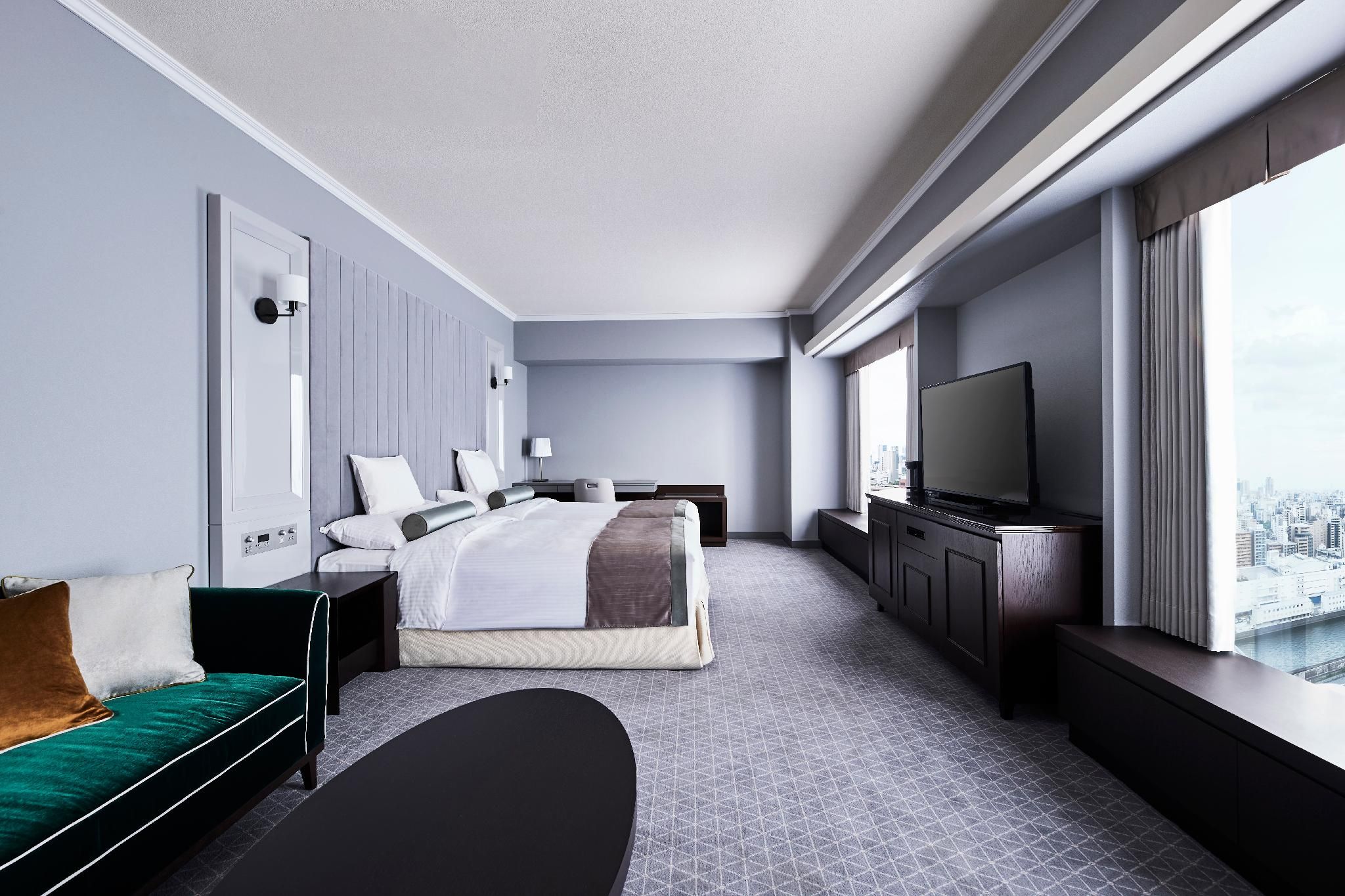 2 Single Grand Club Lounge Access