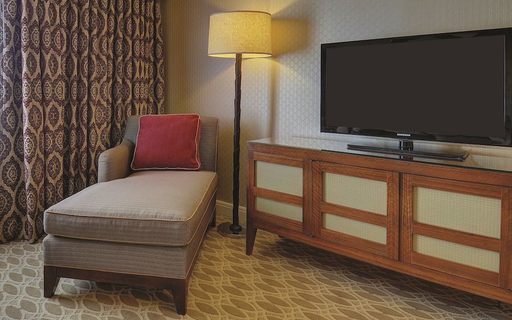 undefined Excalibur Hotel & Casino 6