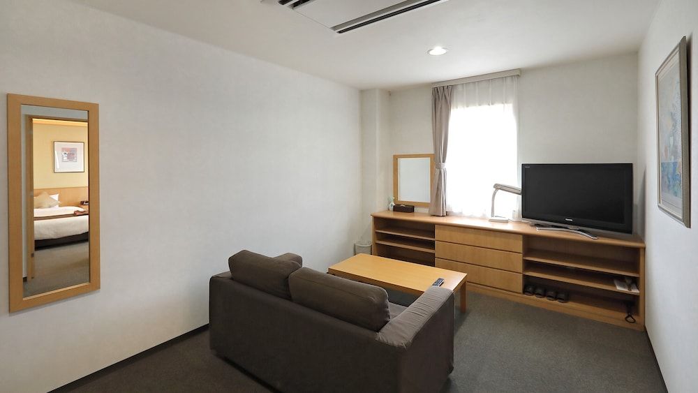 Hotel Annex Inn Basic Suite, Non Smoking 3