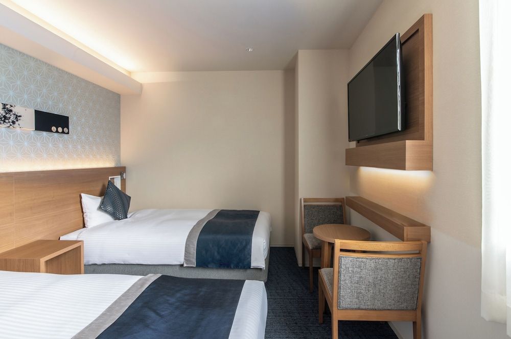 Superior Twin Room, Non Smoking (110cm beds, 20.3sqm)