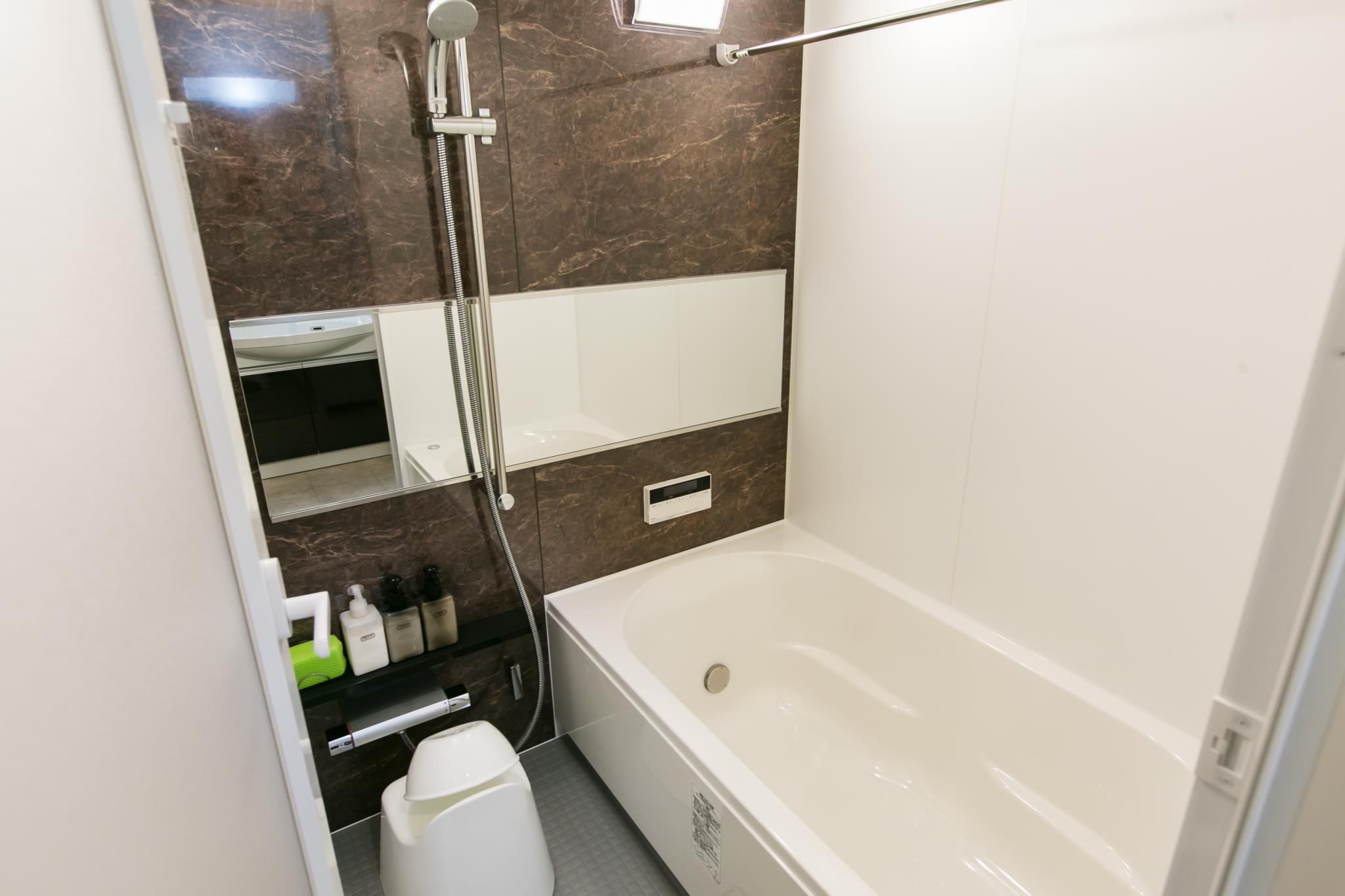 Family, 2 Bedroom Apartment