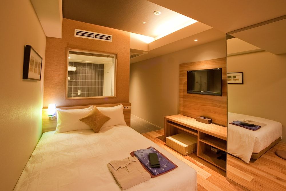 Anji Compact Double Room (Club Floor)