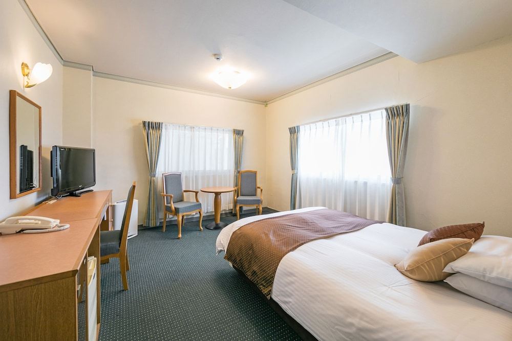 Standard Twin Room, Non Smoking (for 2 Guests) - West Building