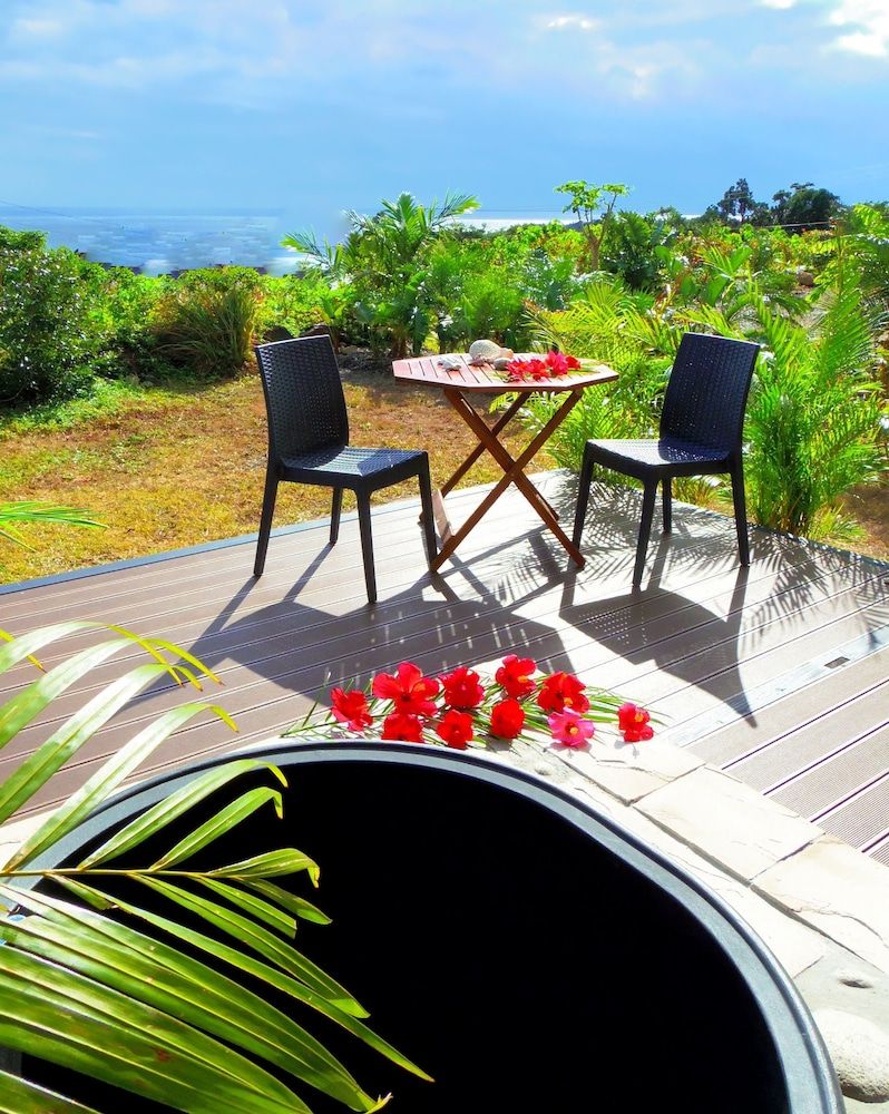 Cottage Annex, 2 Single beds and 3 Futons with Sea View