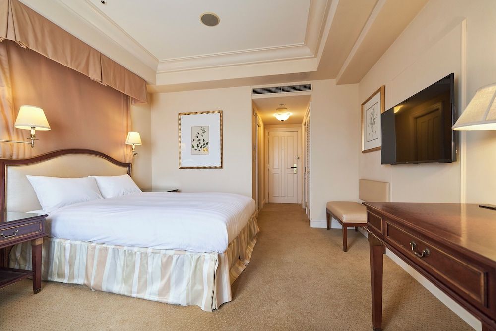 Semi-Double Room Non Smoking (Cannot request bed type)