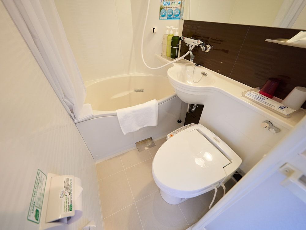 undefined Super Hotel Premier Akasaka 10