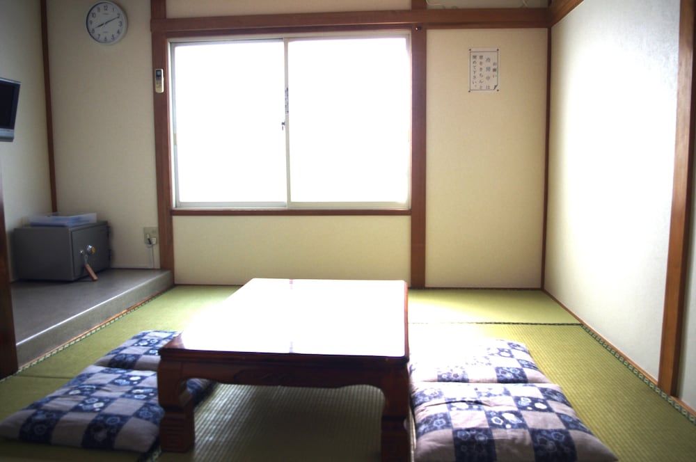Budget Japanese Style Room (2 to 3 Guests)