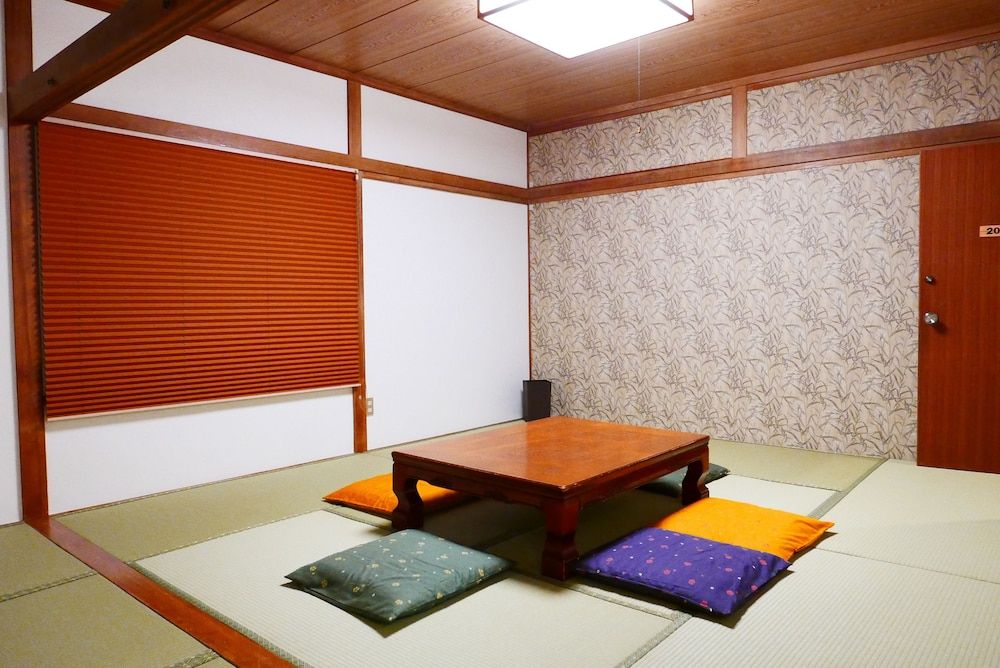 Budget Japanese Style Room (2 to 4 Guests)