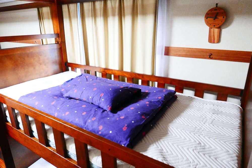 6 Bed Mixed Dorm