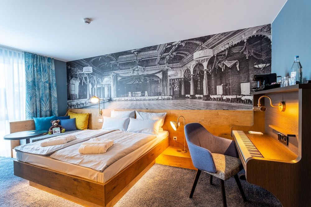 mightyTwice Hotel Dresden COSY Double Room 4