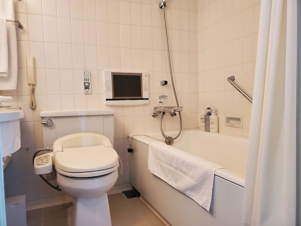 Furano Resort Orika Standard Twin Room, Non Smoking, Mountain View 3