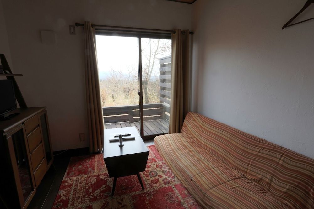 Junior Cottage Suite (1 Sofa Bed + 2 Futons)