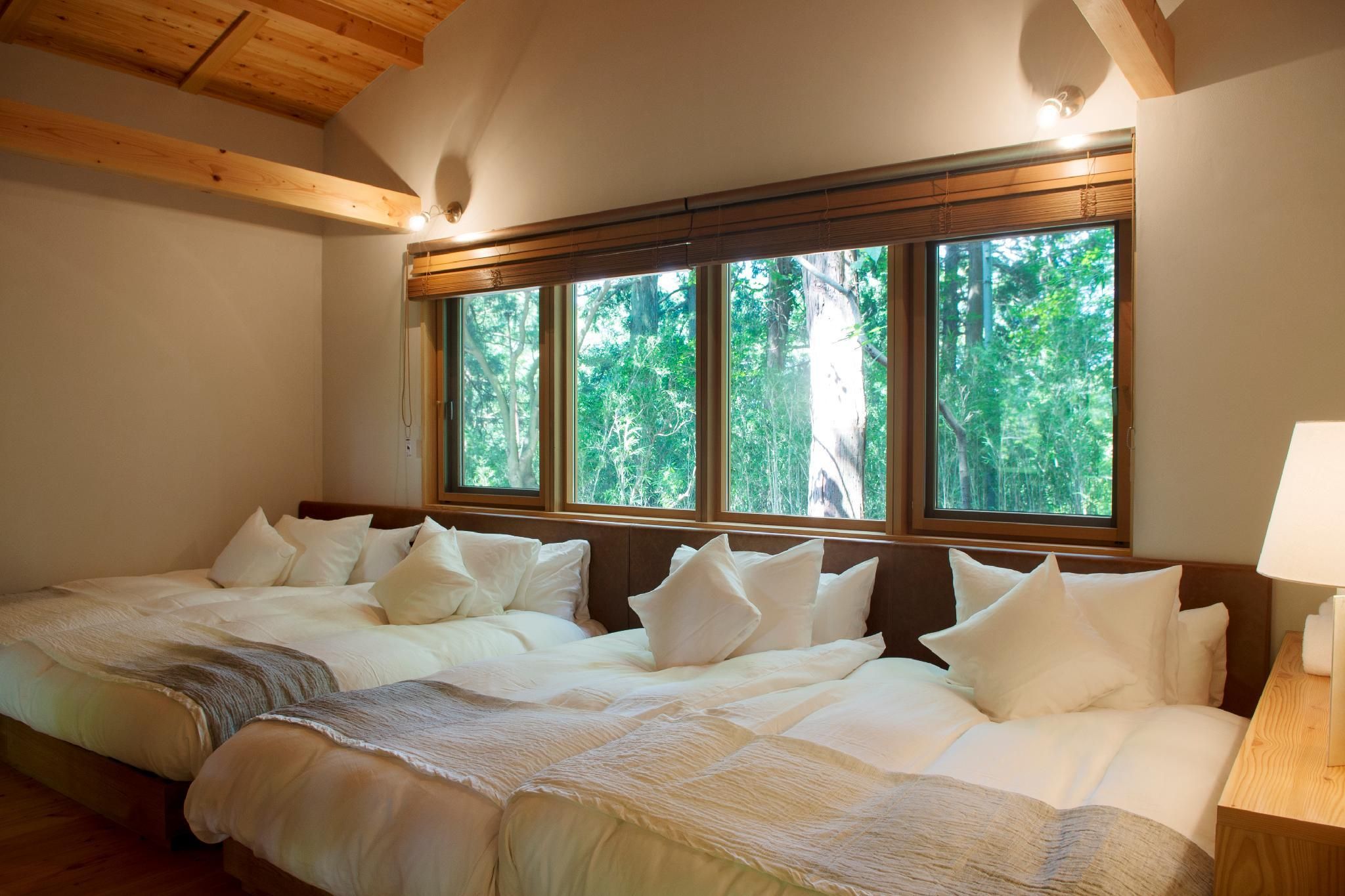 Yuragi Suite with 4 Single Beds and Private Hot Spring