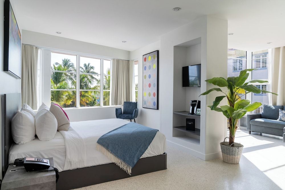 Clevelander Hotel – Adults Only Classic Room - 1 Double Bed