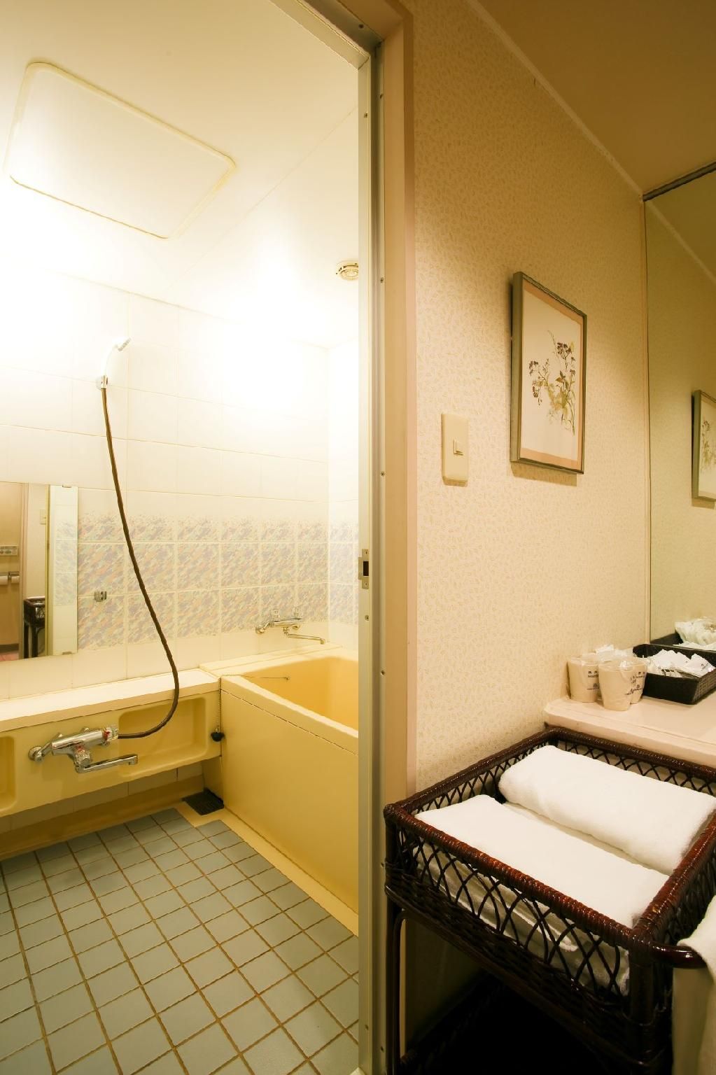 Classic Junior Suite, Japanese-Western Style, 2 Single Beds And 3 Futon Beds