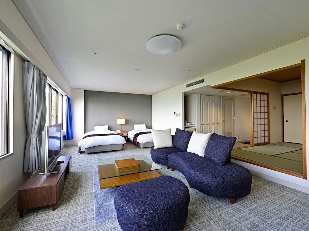 Classic Junior Suite, 2 Twin Beds and 2 Futon Beds, Ocean/Sea View (Japanese Western Style)