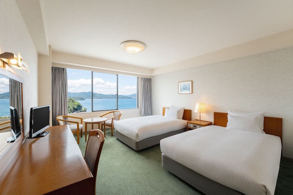 Classic Room, 2 Twin Beds, Accessible, Sea View