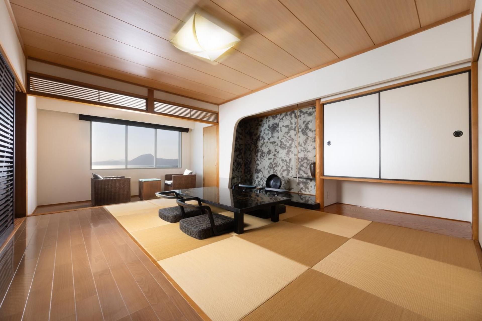 Japanese-Western Style Standard Junior Suite with Two Single Beds and Three Futon Beds - Ocean/Sea View