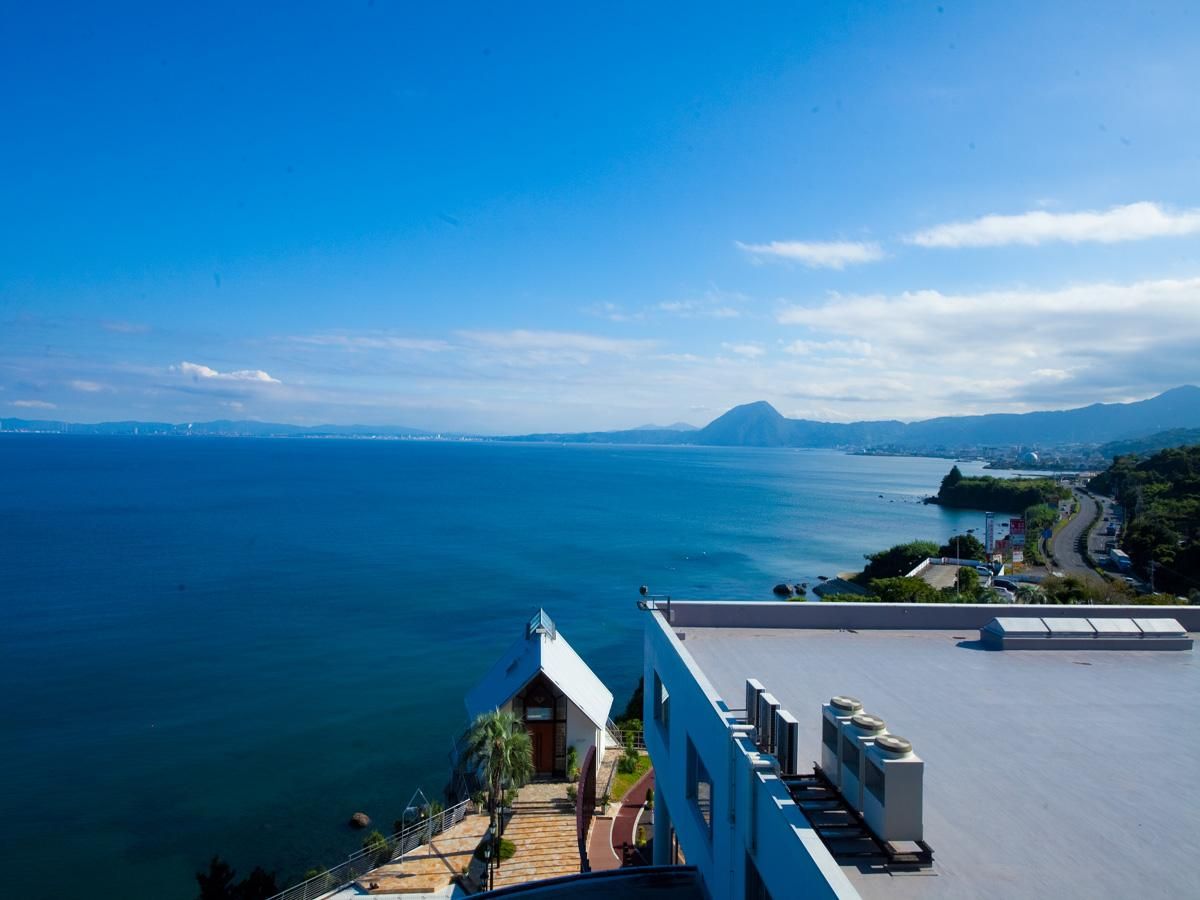 Superior Room with 2 single beds and 2 extra beds, Ocean view