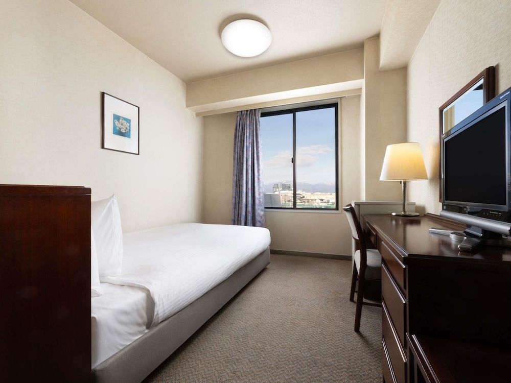 Classic Room, 1 Twin Bed, Mountain View