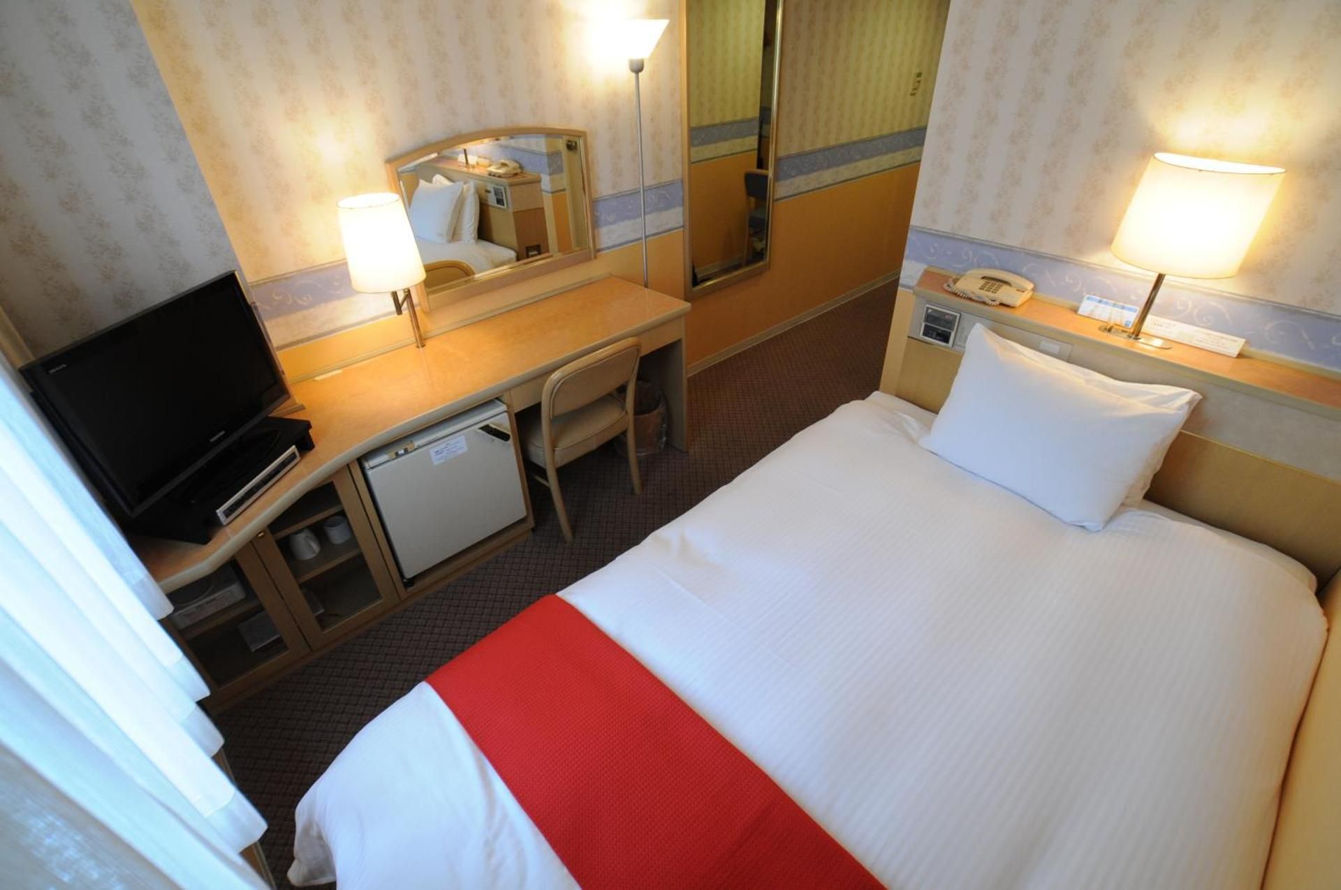 Double Room with Small Double Bed - Smoking