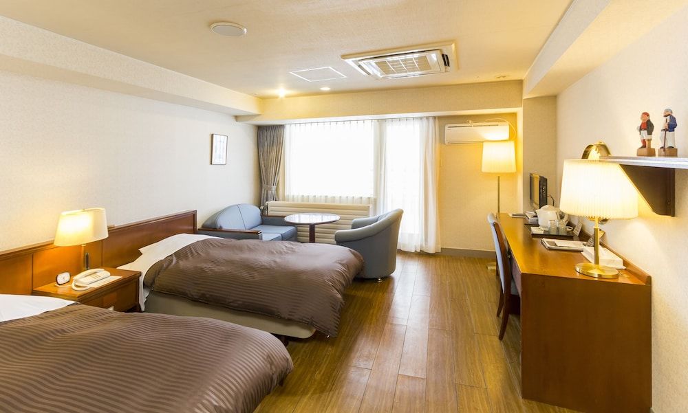 Standard Twin Room