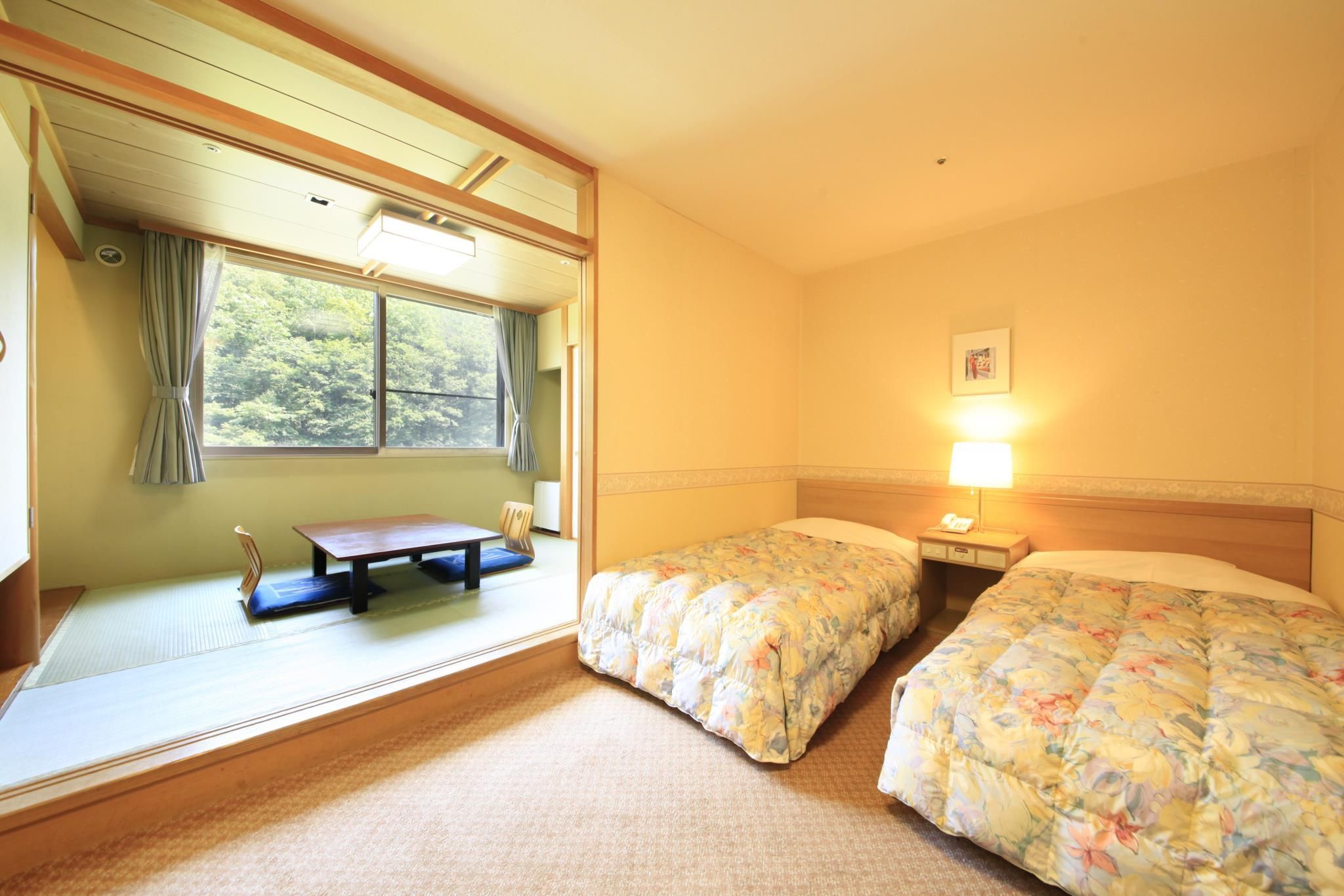 Japanese Western Style Room for 4 People