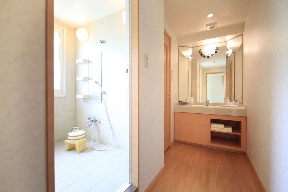 Park Hotel Miyabitei Deluxe Twin Room, Non Smoking 3