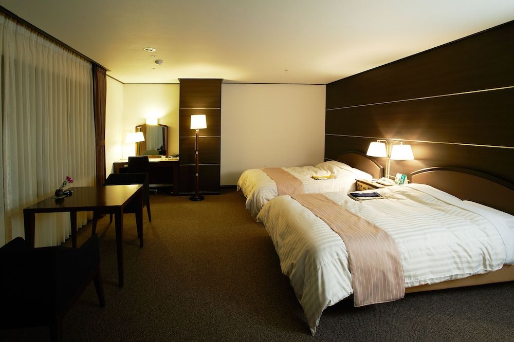 Deluxe Twin Room, Non Smoking【Half Board】