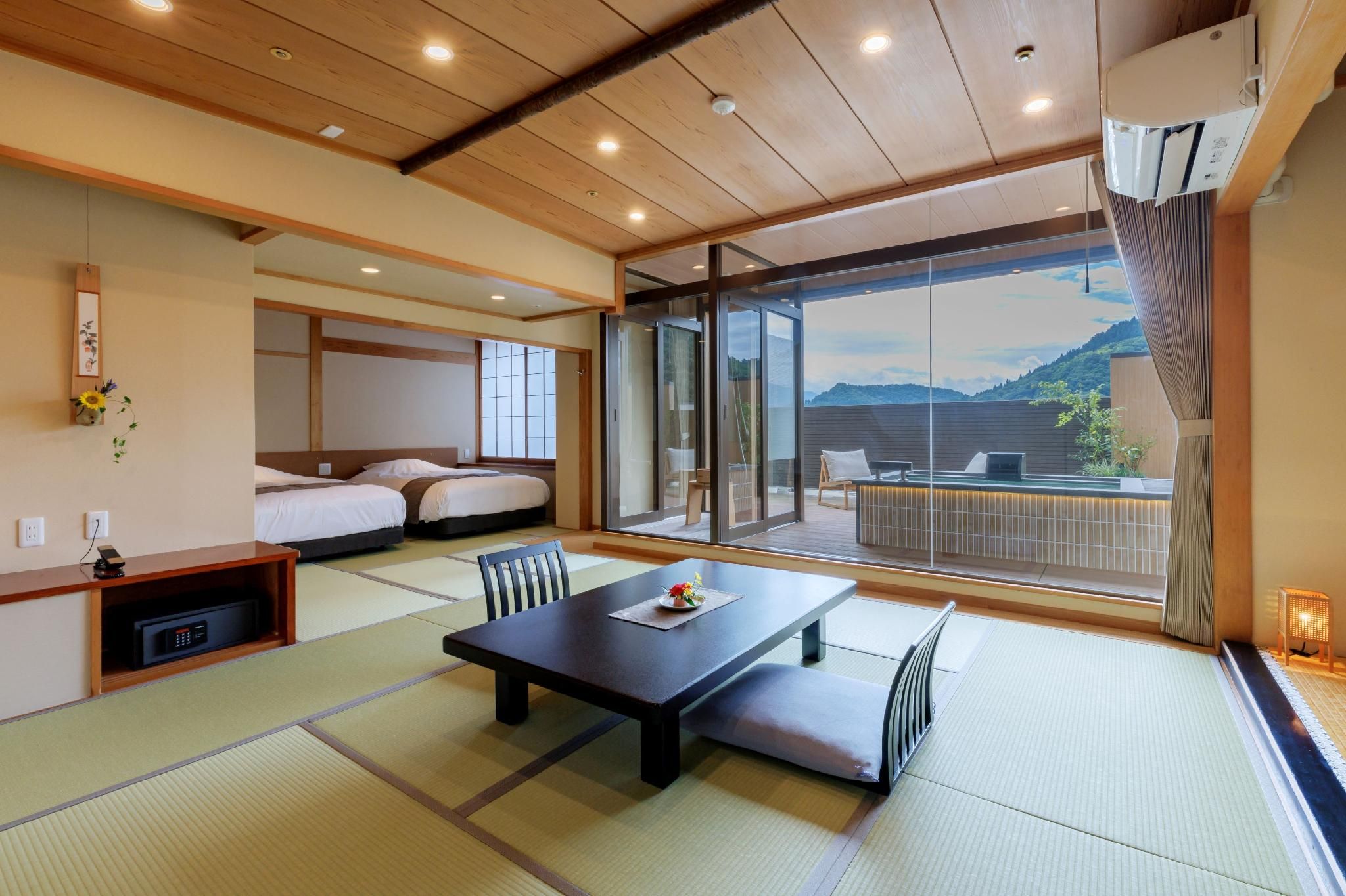Terrace Junior Suite with Bathtub